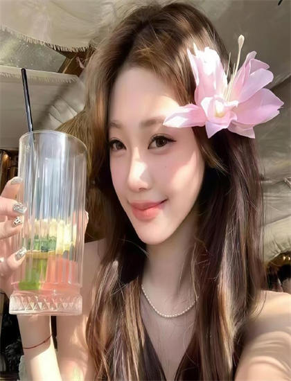 全新视角看雇佣老公的叙事技巧与导演风格——东方与西方的碰撞